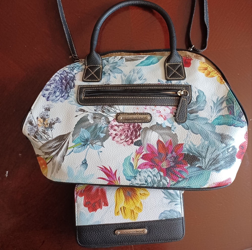 Stone mountain purse